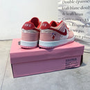 Nike Dunk low “ Strange Love “