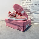 Nike Dunk low “ Strange Love “