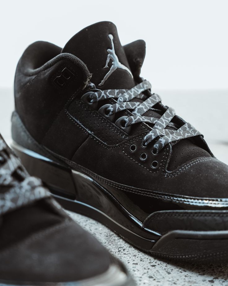 Jordan 3 " Black cat  "