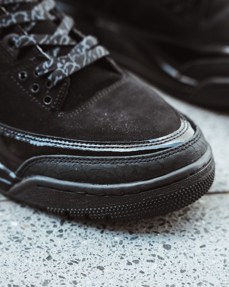 Jordan 3 " Black cat  "