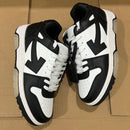 Tenis Off white | " Out Off Office " Black and White