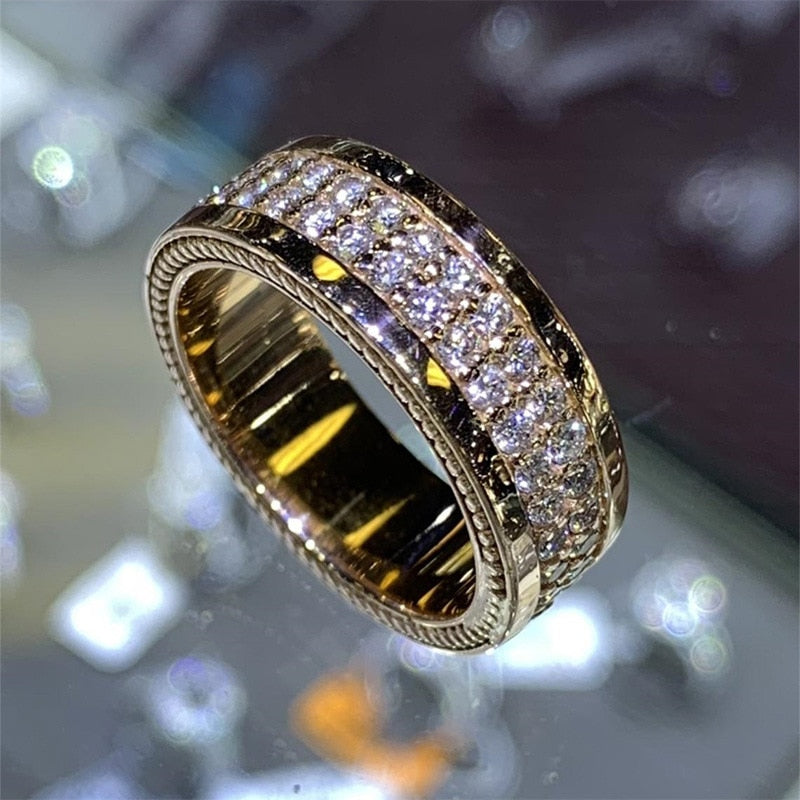 Fashion Stone / Anel Cravejado Delicado