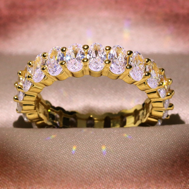 Trendy Ring  / Anel Cravejado Delicado