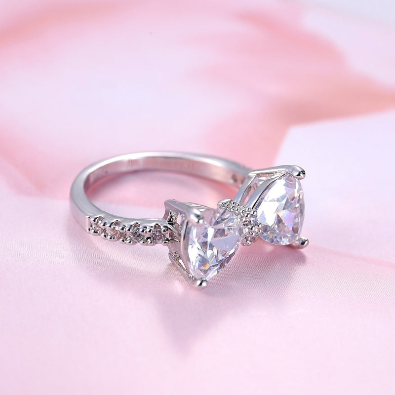 Lace Ring / Anel Cravejado Delicado