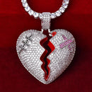 Broken Hurt Heart / Pingente Premium