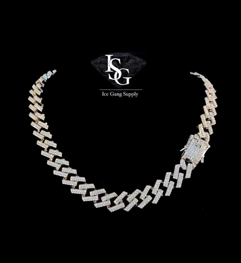 Prong Link |  Corrente Cravejada