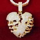 Broken heart with bones / Pingente Cravejado